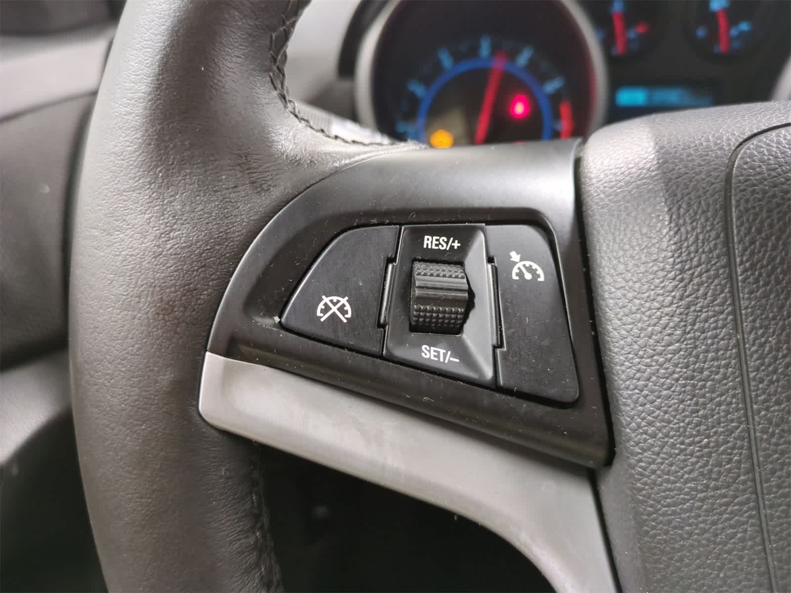 Thumbnail: 2014 Chevrolet Cruze - 24