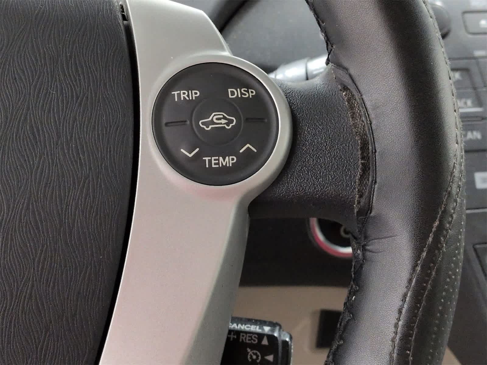 Thumbnail: 2011 Toyota Prius - 24