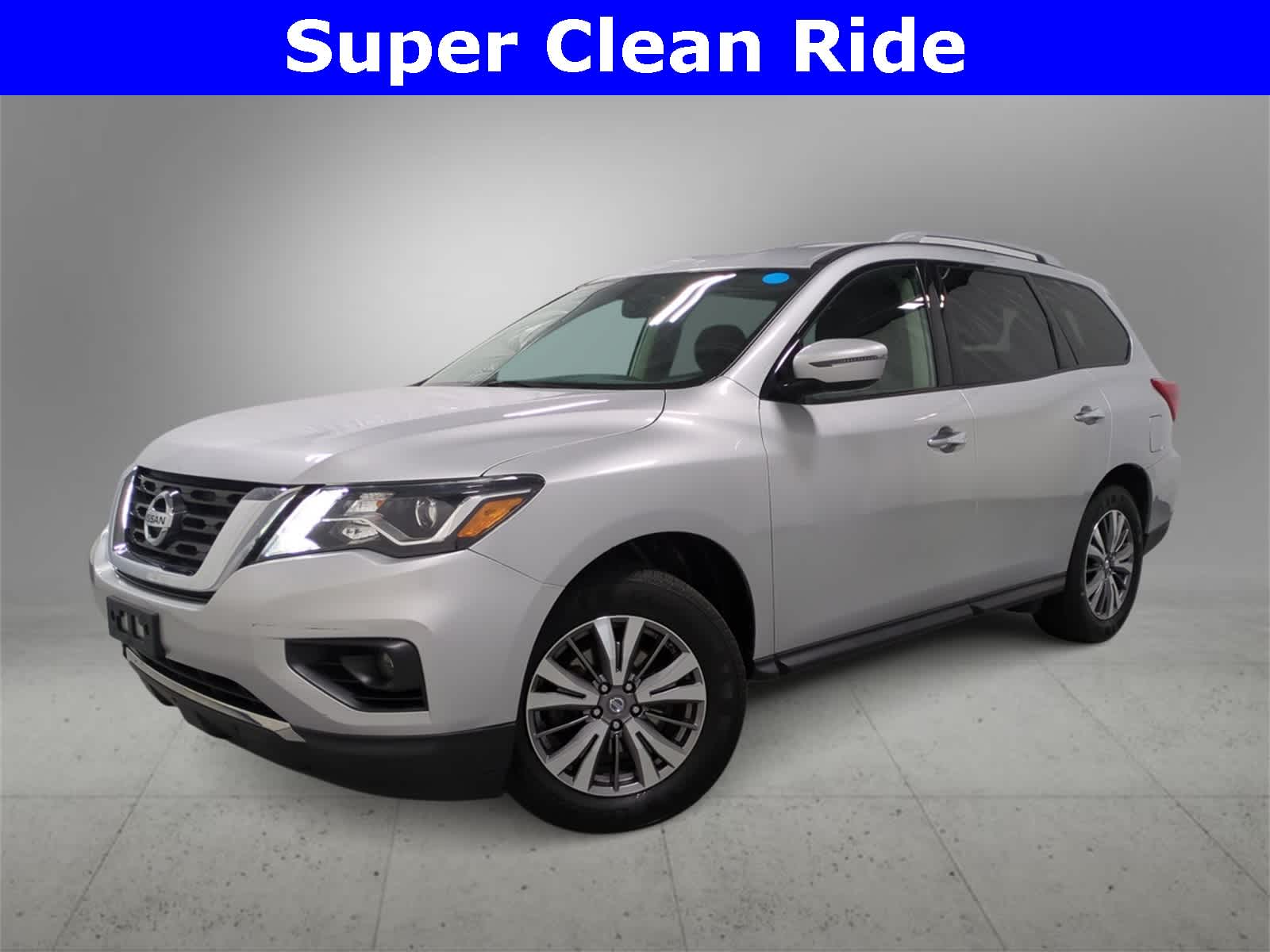 2018 Nissan Pathfinder SV -
                  Farmington Hills, MI