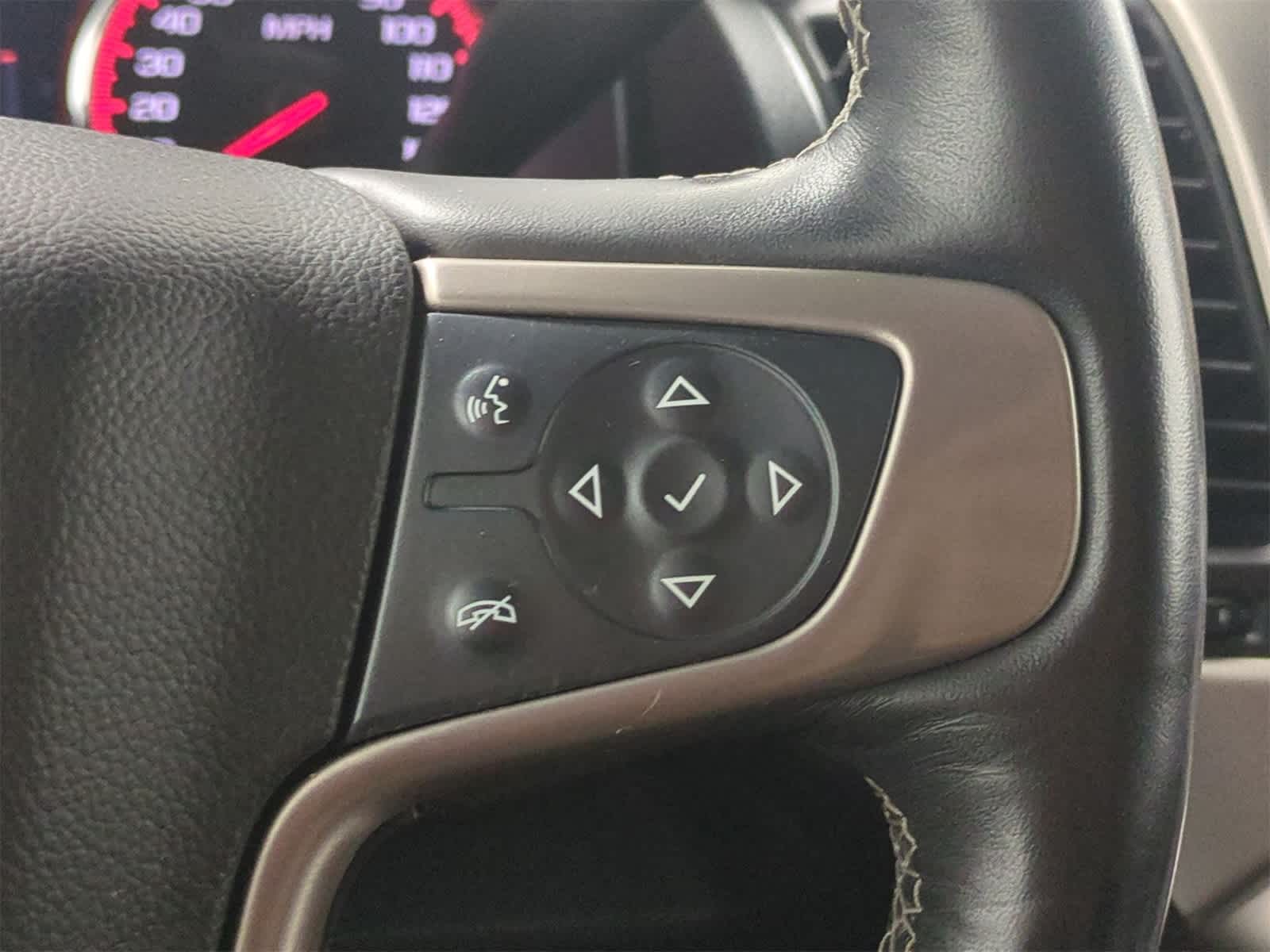 Thumbnail: 2015 GMC Yukon - 25