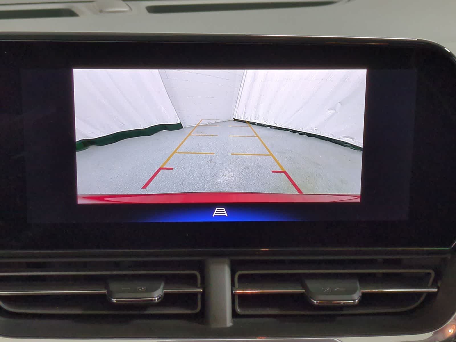 Thumbnail: 2024 Chevrolet Trax - 31