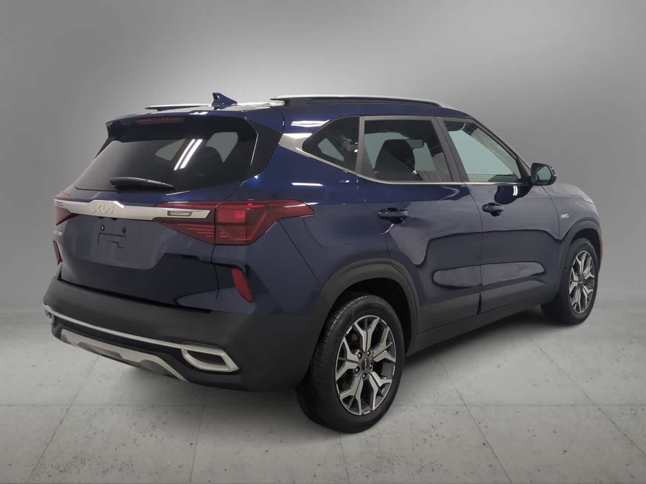 Thumbnail: 2022 Kia Seltos - 8