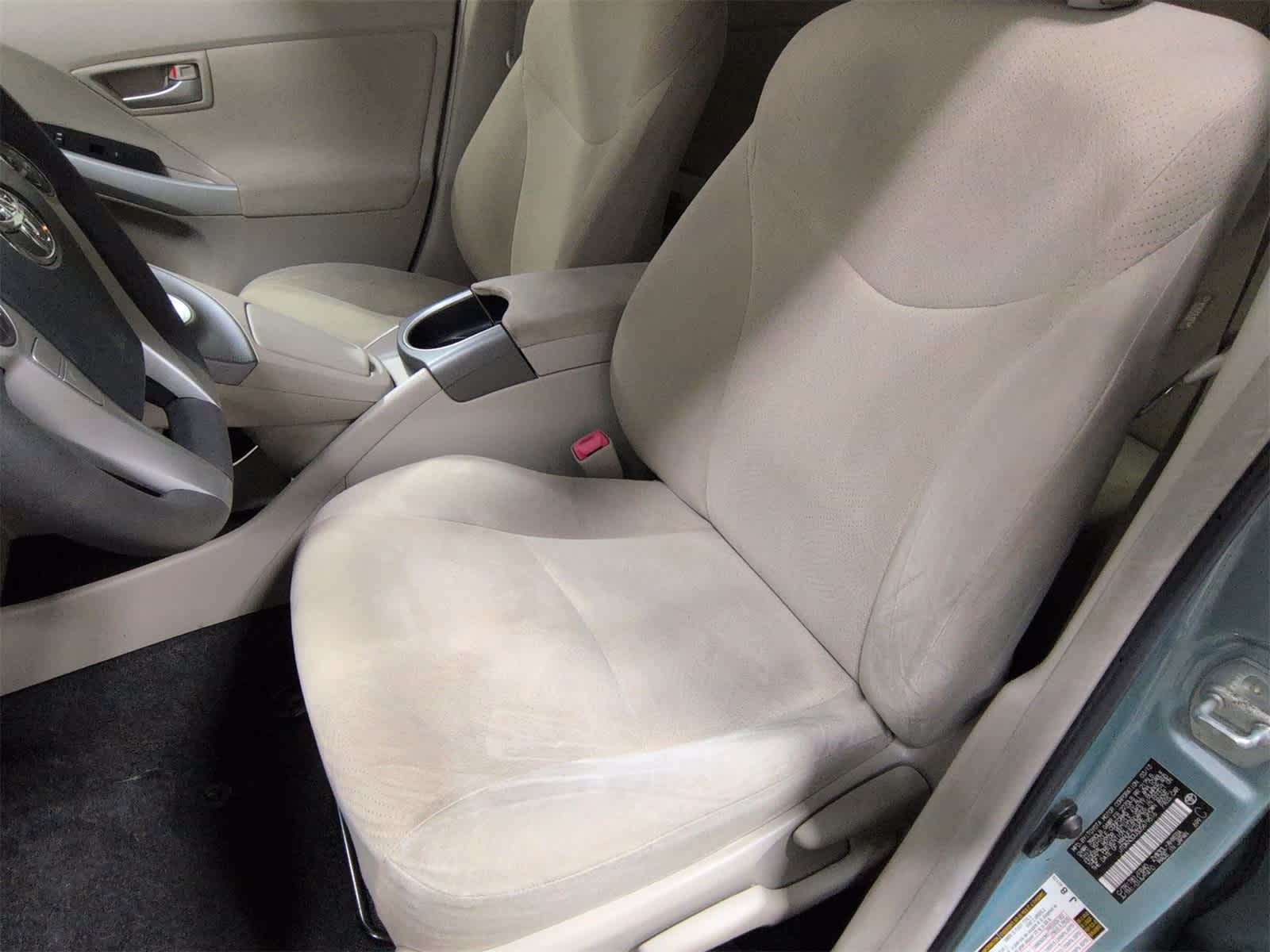 Thumbnail: 2013 Toyota Prius - 17