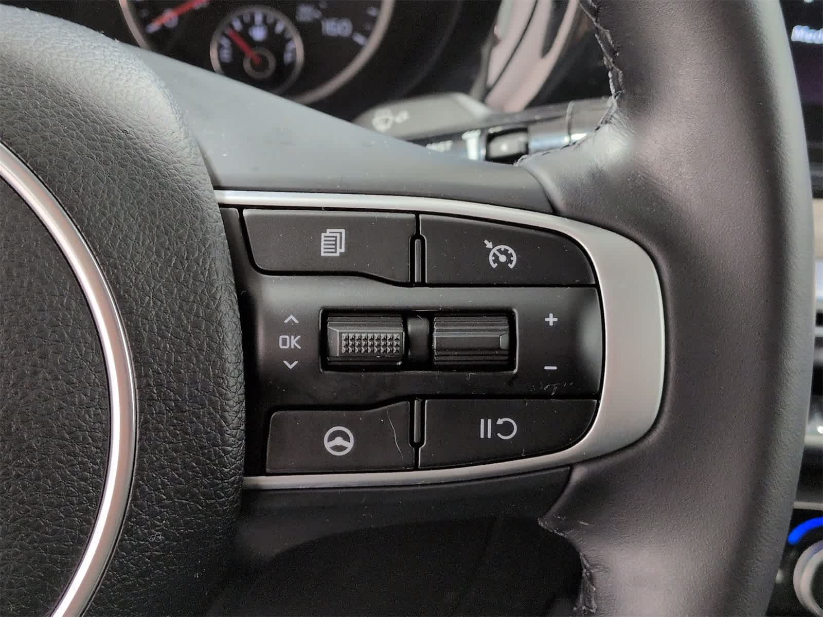 Thumbnail: 2023 Kia K5 - 27