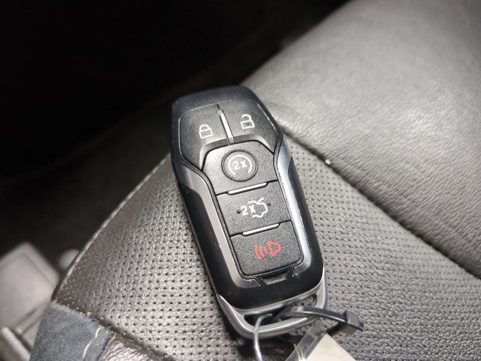 Thumbnail: 2014 Ford Fusion - 35
