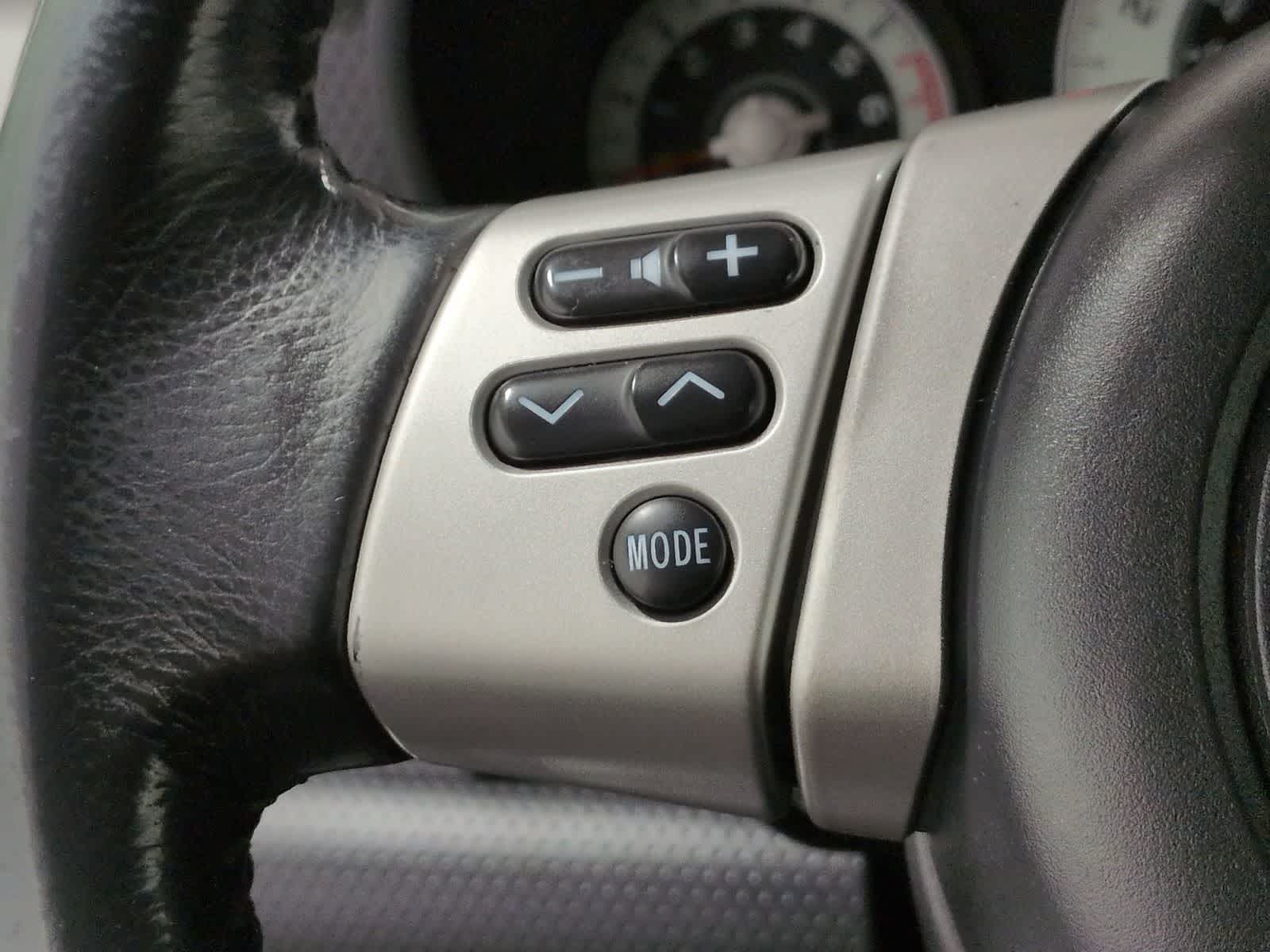 Thumbnail: 2008 Toyota FJ Cruiser - 23