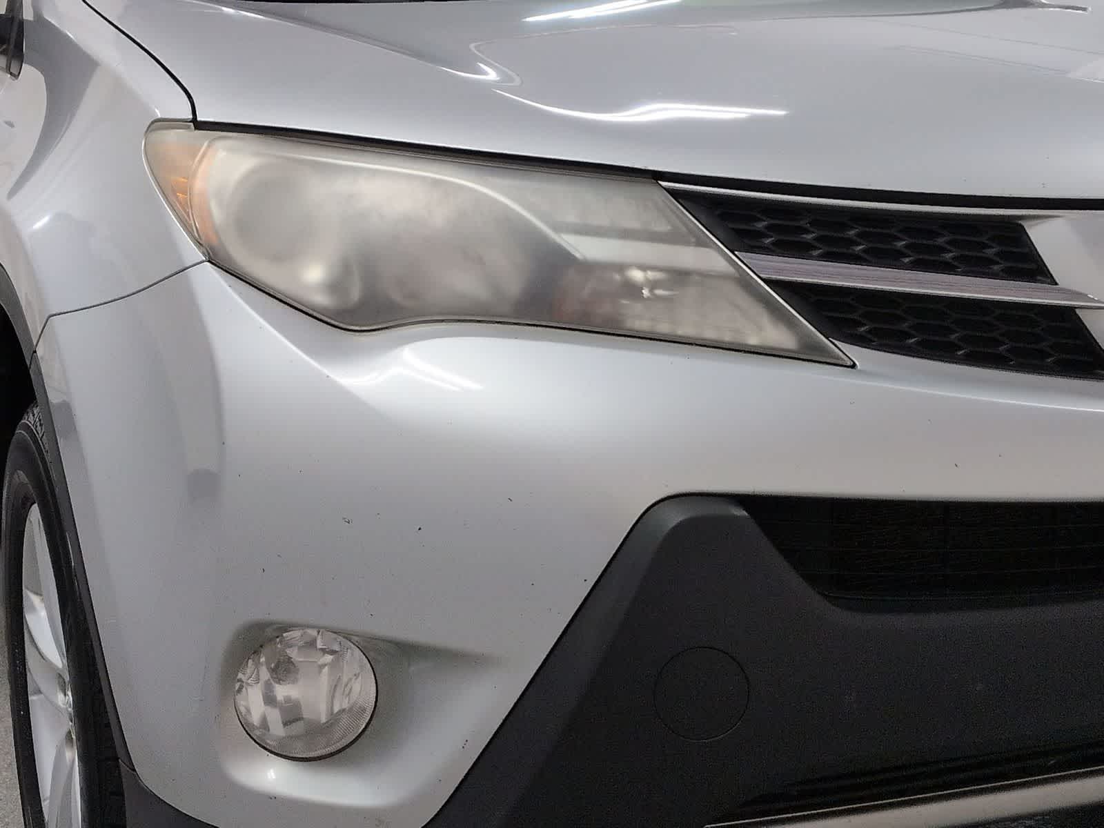 Thumbnail: 2013 Toyota RAV4 - 11