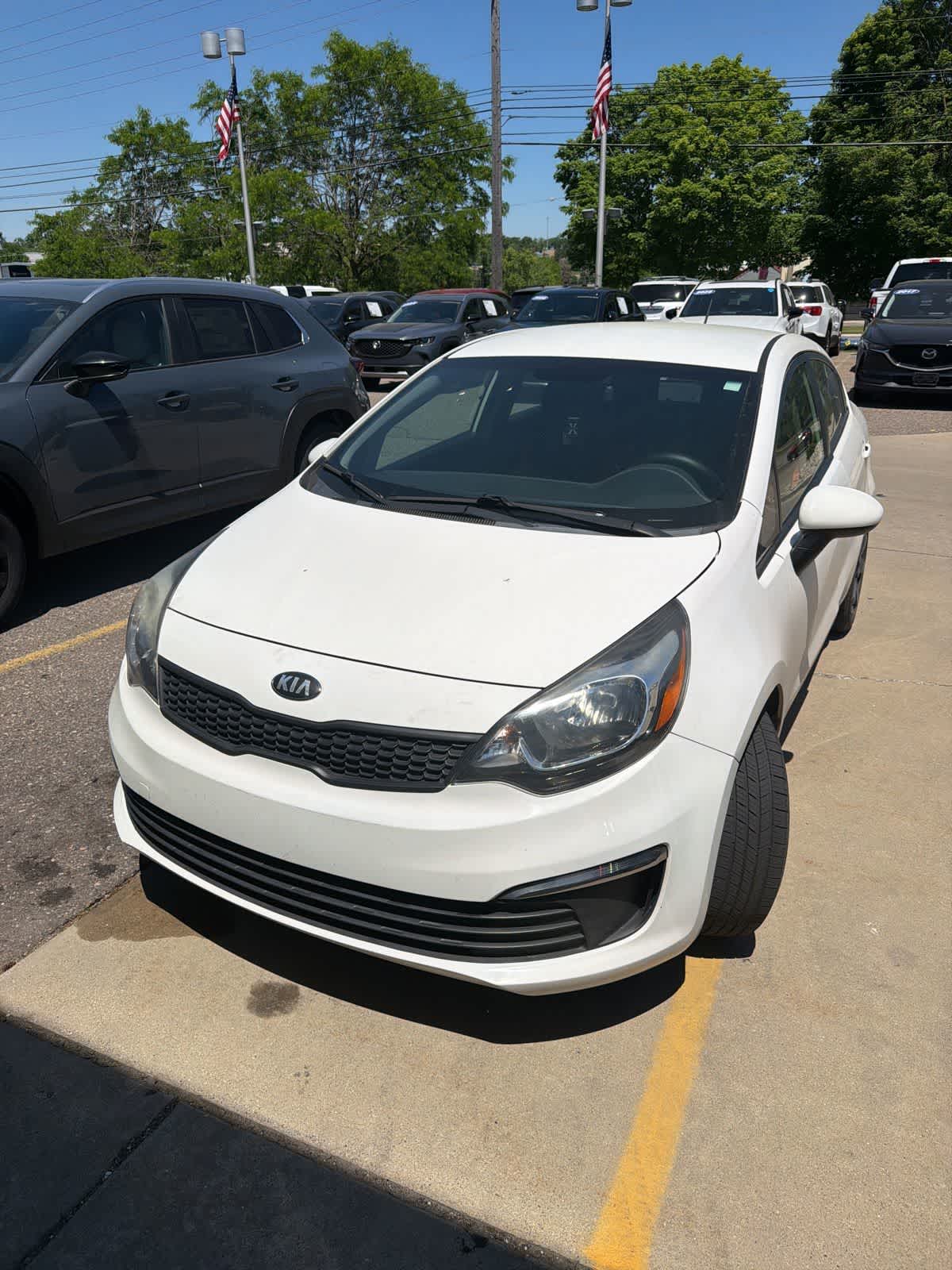 2016 Kia Rio LX AT's photo