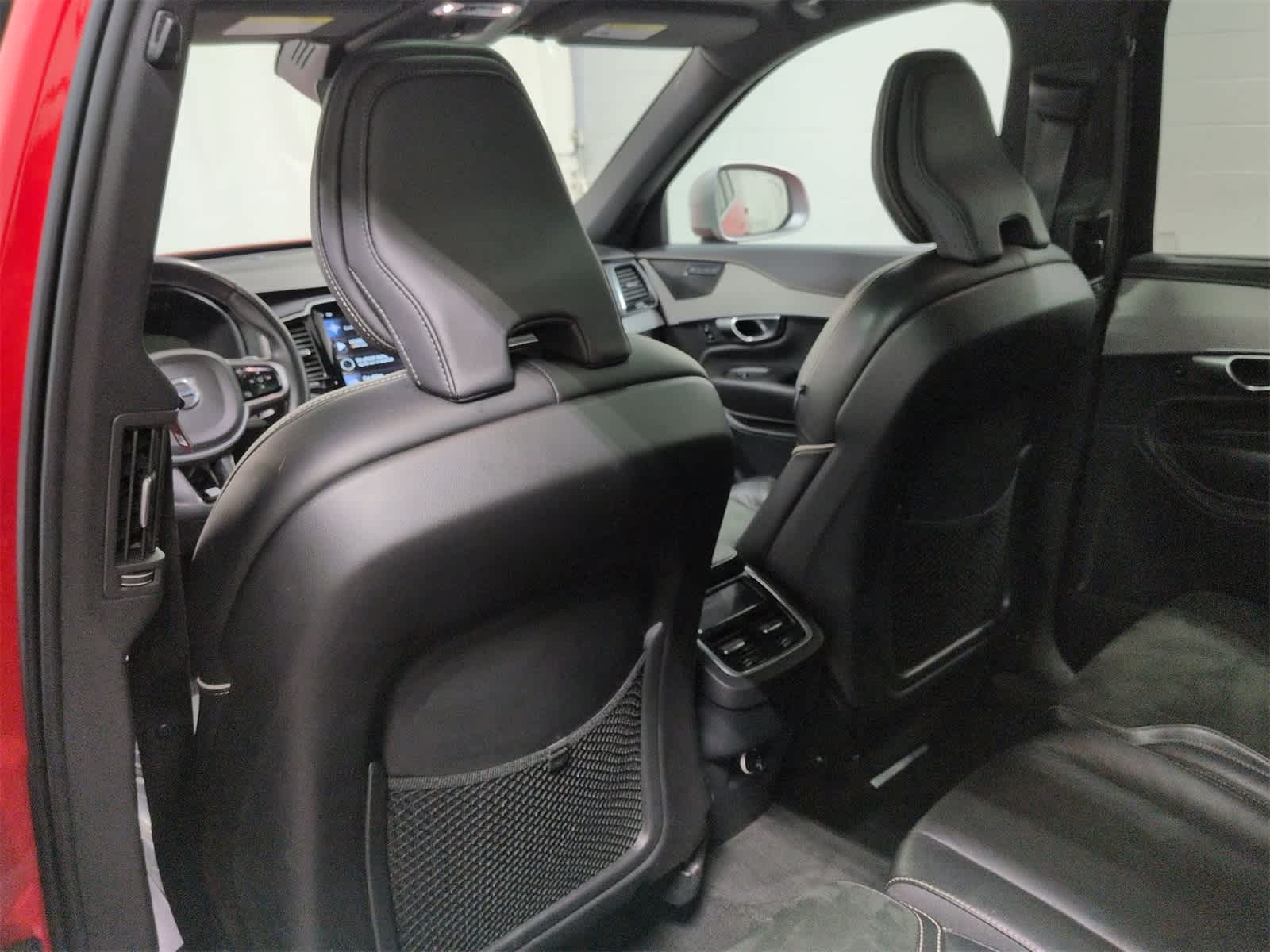 Thumbnail: 2019 Volvo XC90 - 25