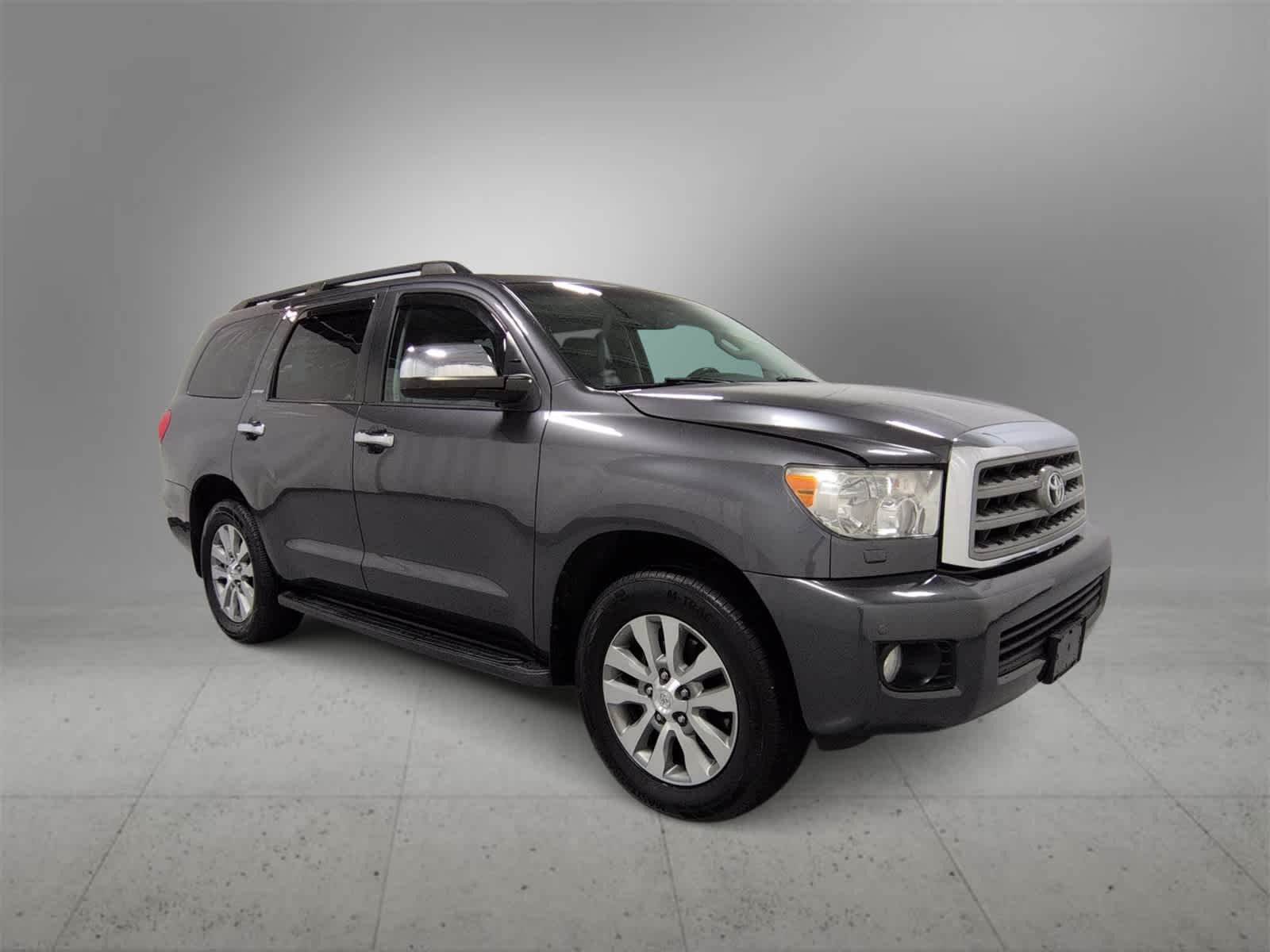 2016 Toyota Sequoia Limited photo 2