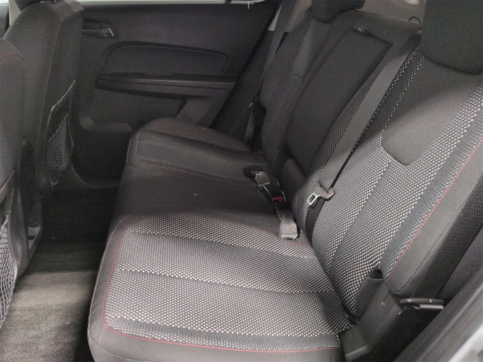 Thumbnail: 2010 Chevrolet Equinox - 20