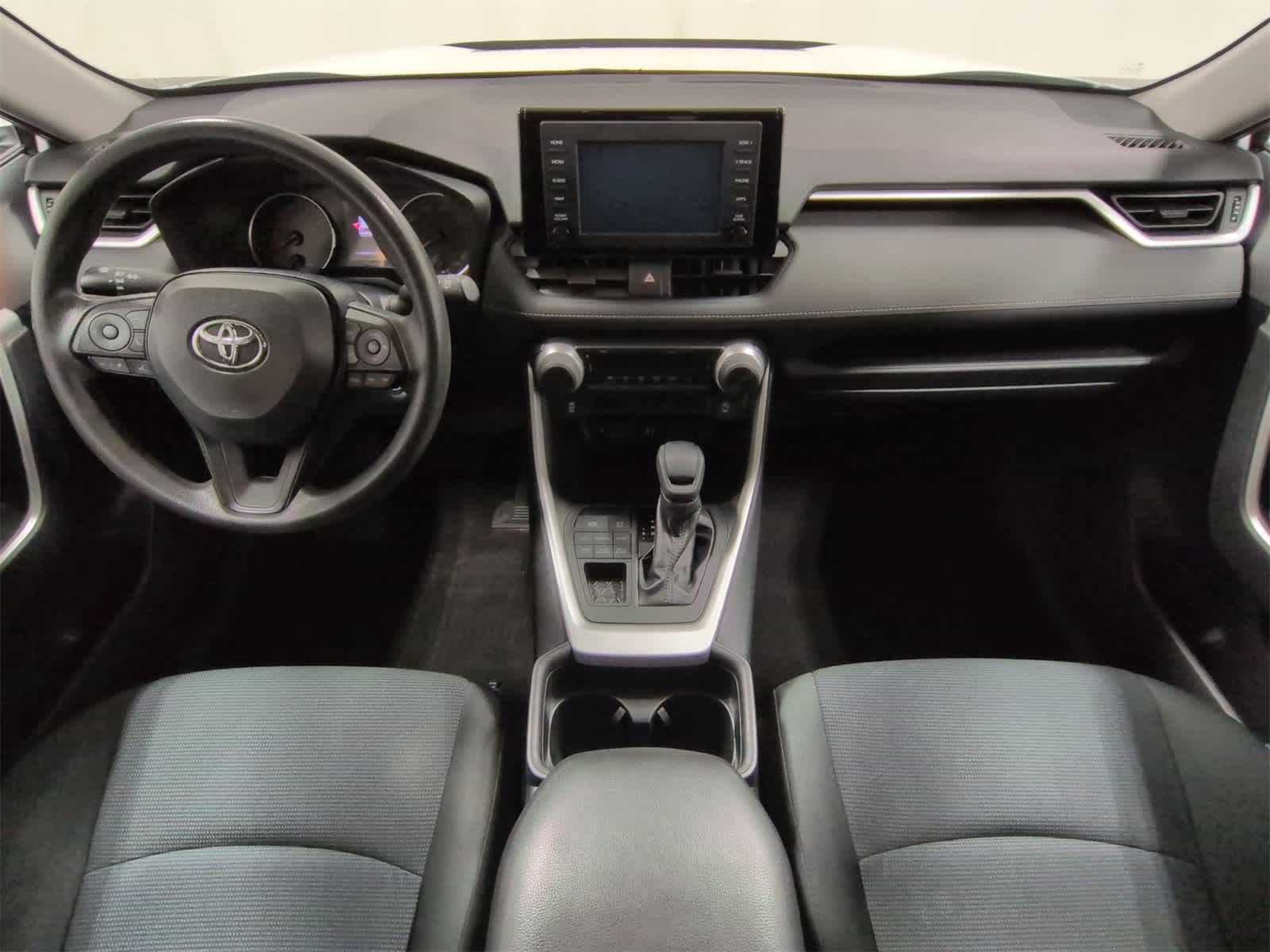 Thumbnail: 2019 Toyota RAV4 - 16