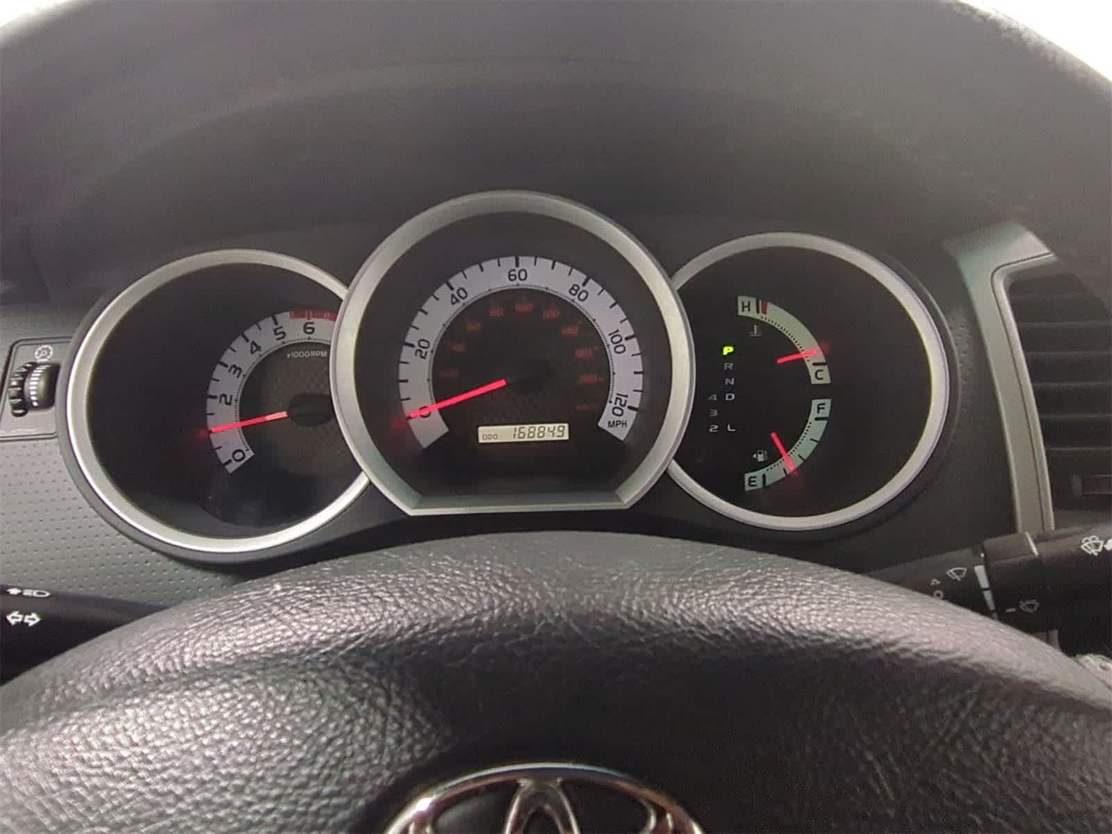 Thumbnail: 2011 Toyota Tacoma - 30