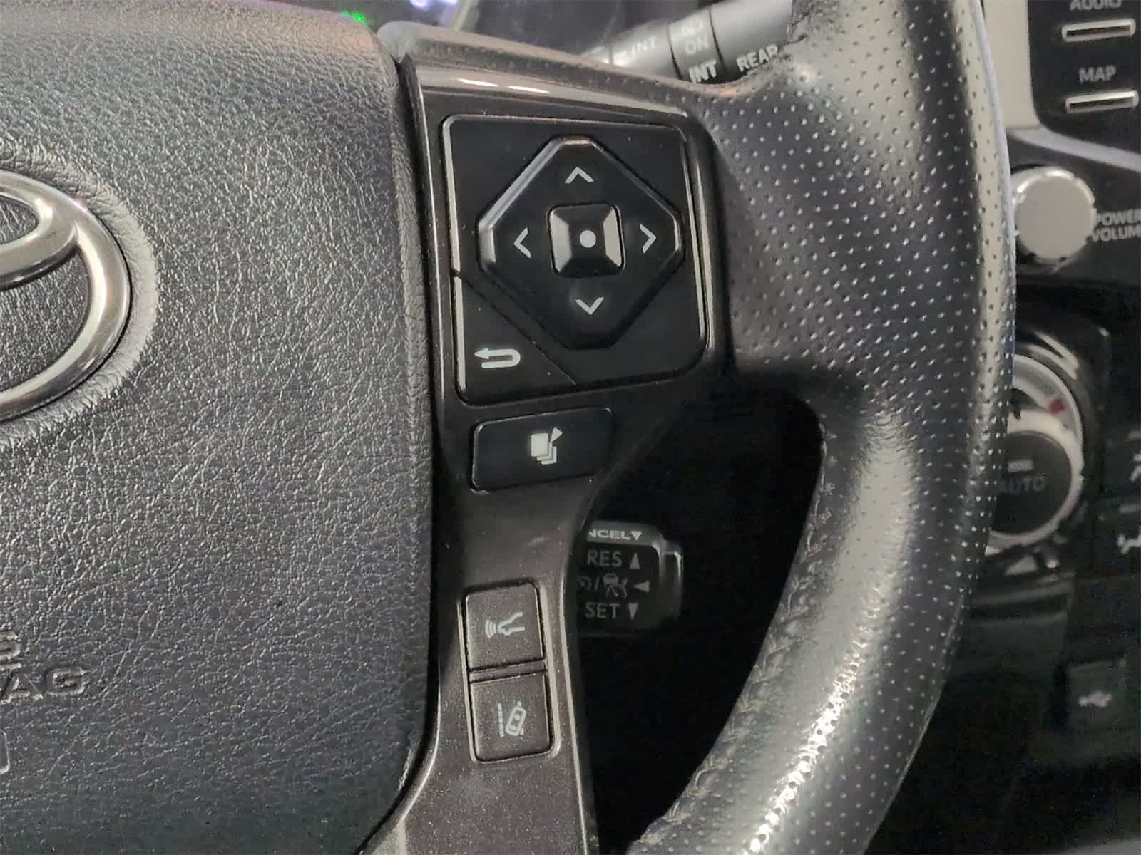 Thumbnail: 2021 Toyota 4Runner - 27