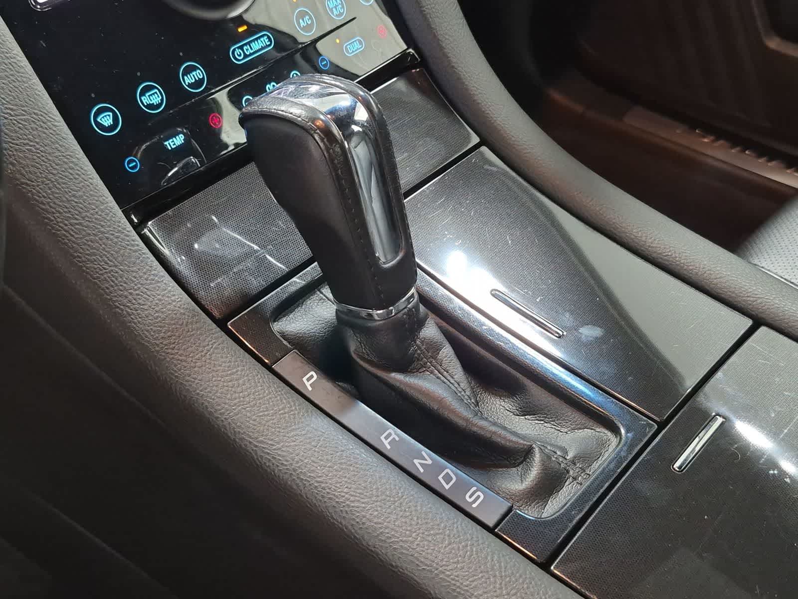 Thumbnail: 2018 Ford Taurus - 30