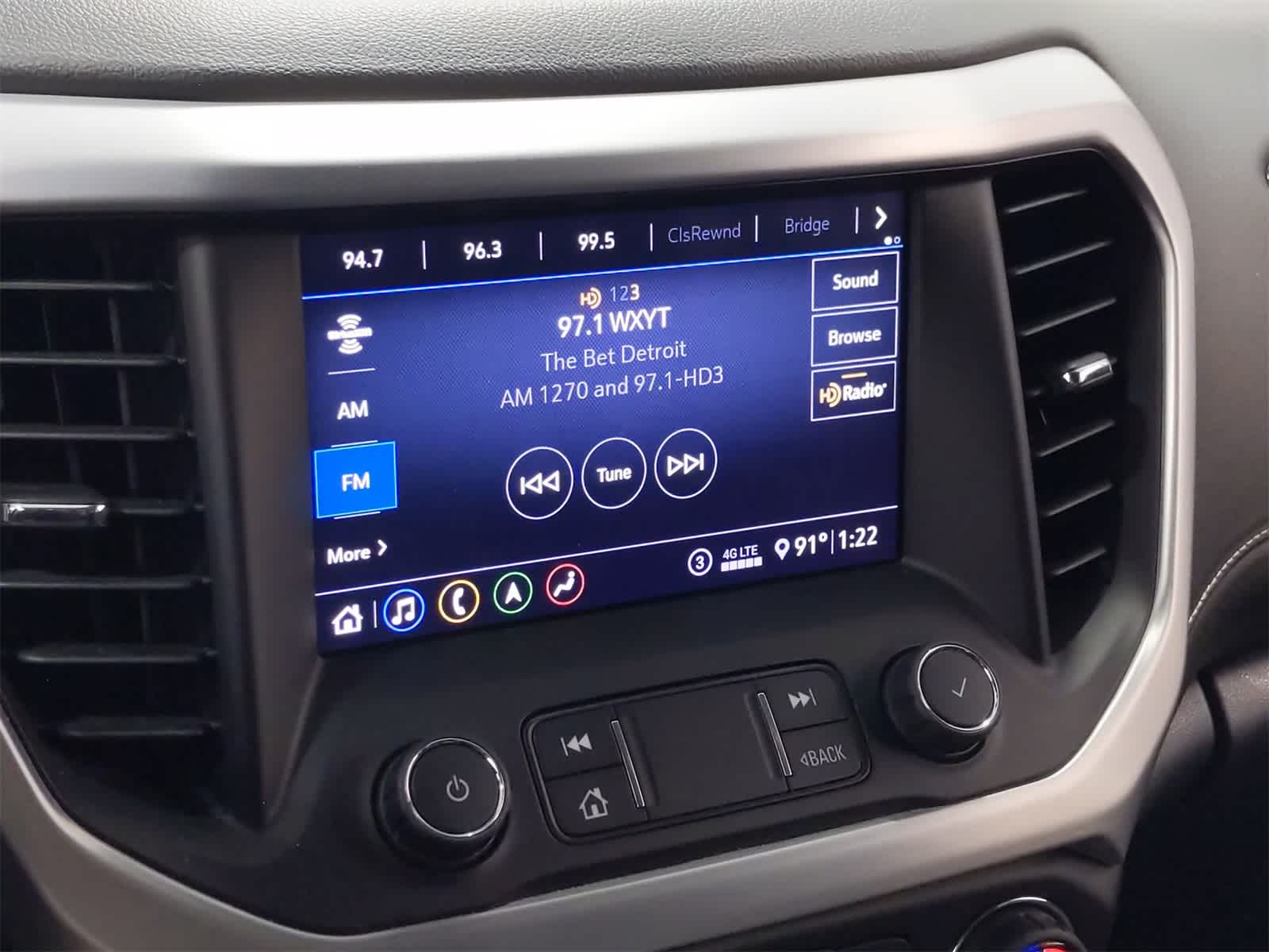 Thumbnail: 2020 GMC Acadia - 28