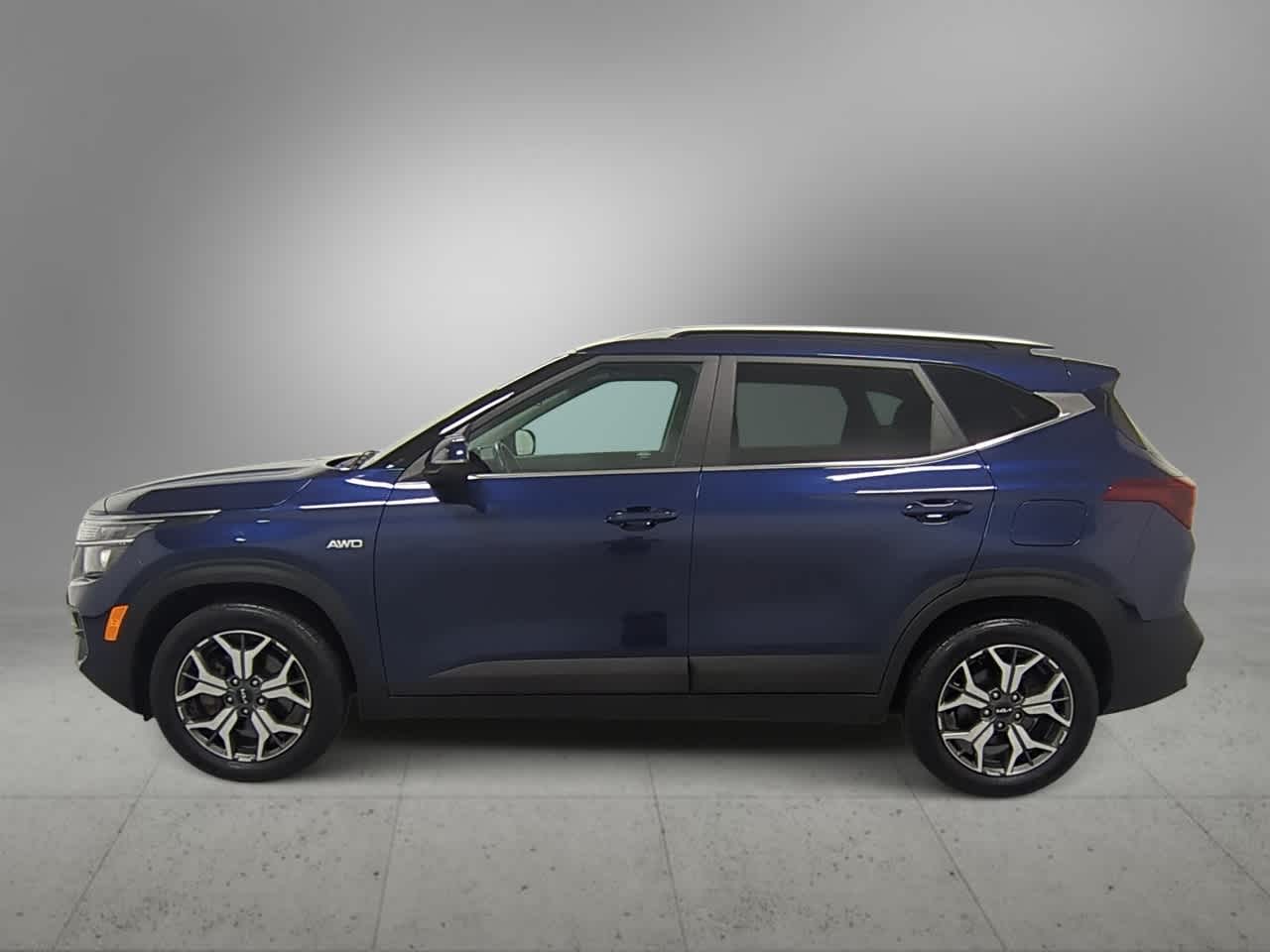Thumbnail: 2022 Kia Seltos - 5