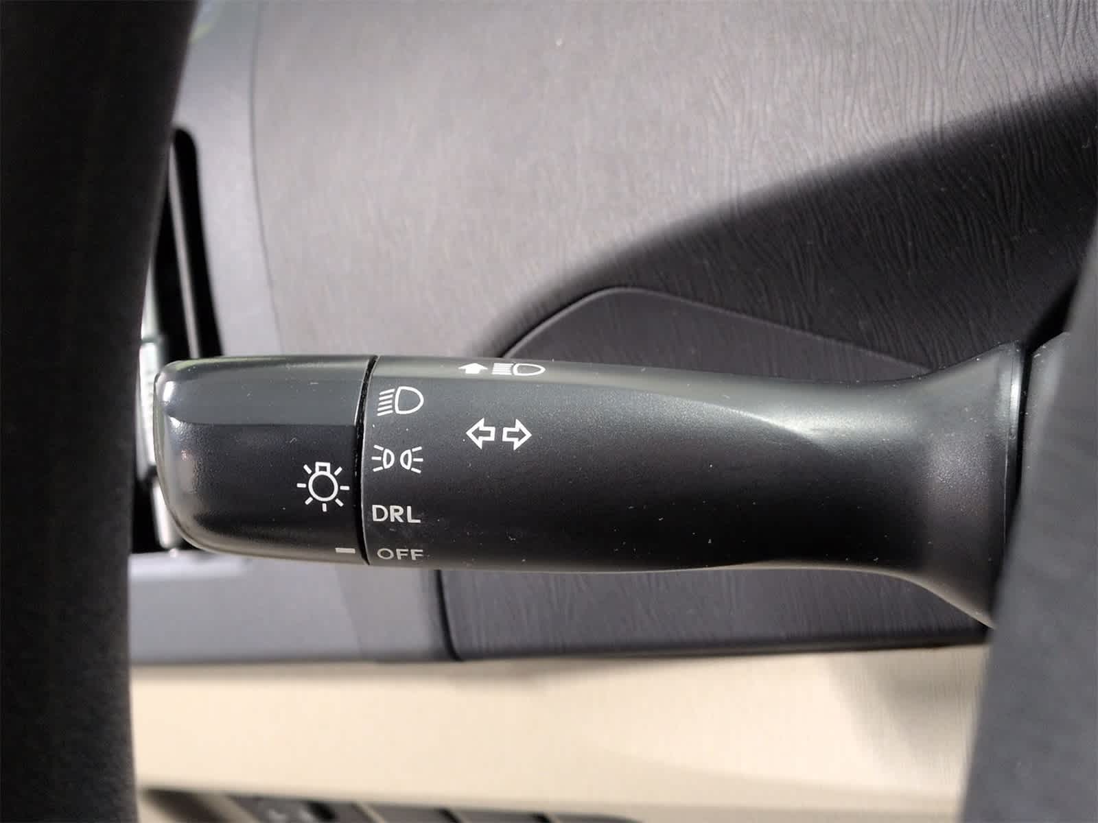 Thumbnail: 2013 Toyota Prius - 27