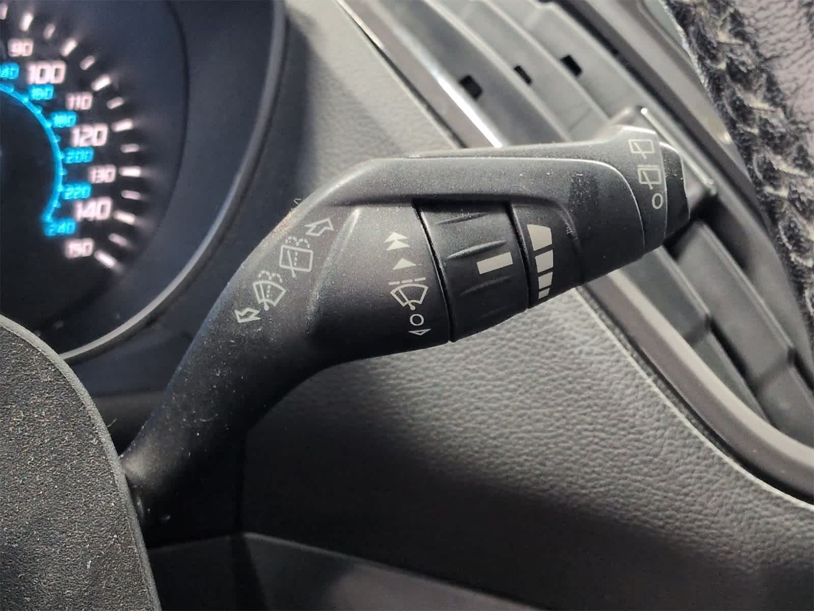 Thumbnail: 2013 Ford Escape - 28