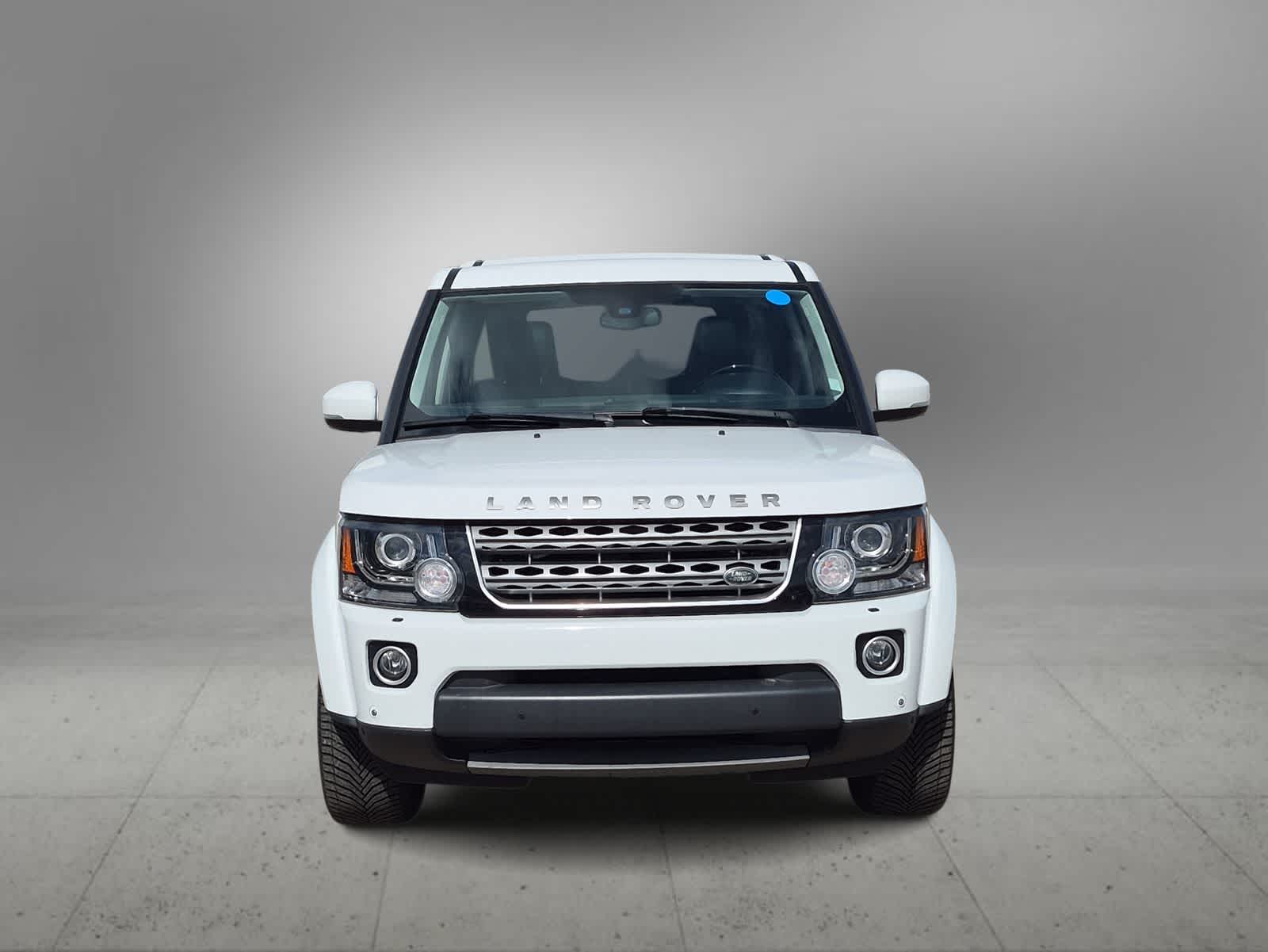 Thumbnail: 2016 Land Rover LR4 - 3