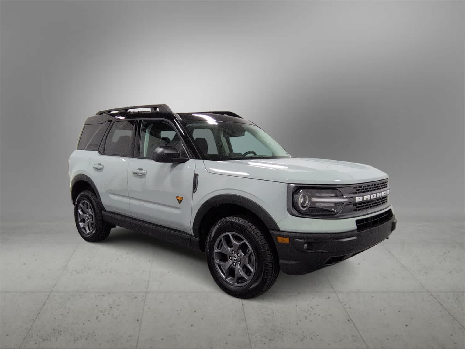 Thumbnail: 2022 Ford Bronco Sport - 2