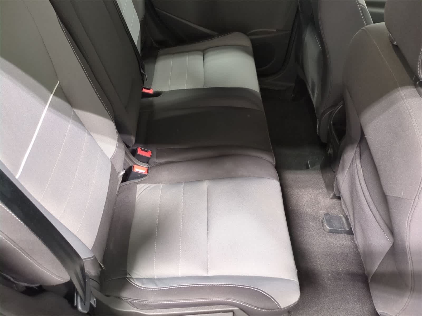 Thumbnail: 2015 Ford Escape - 21