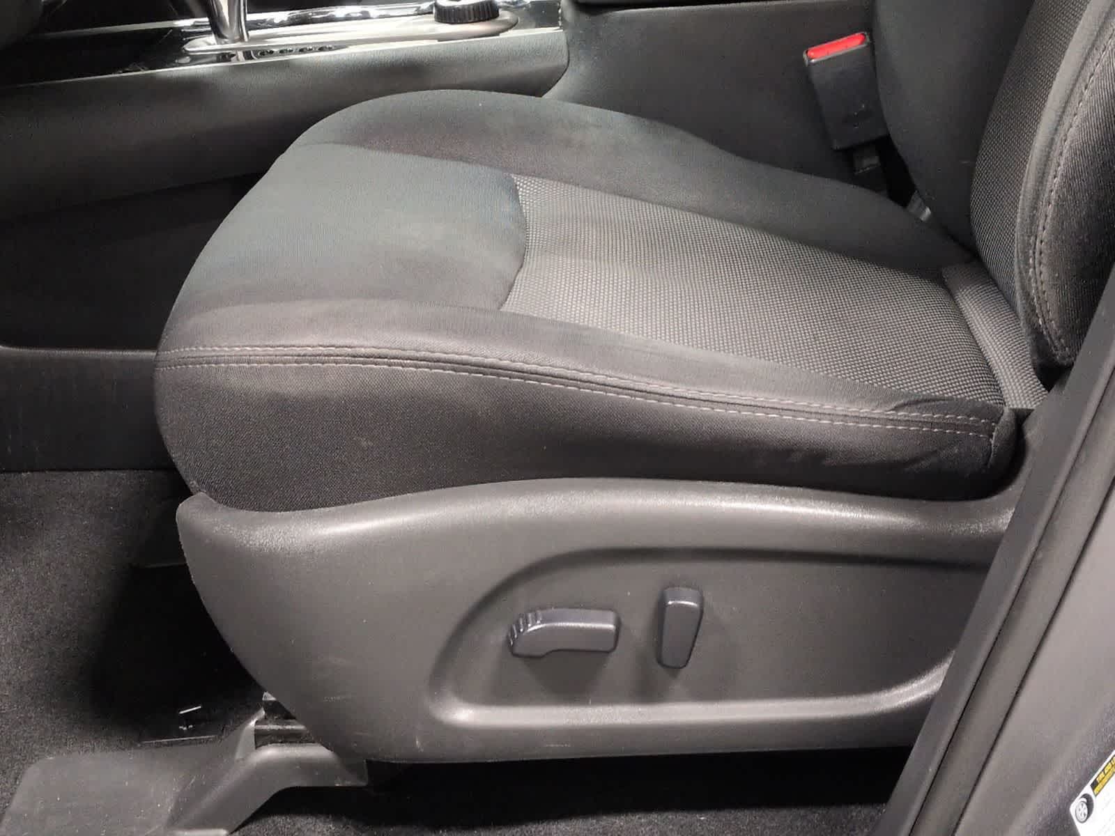 Thumbnail: 2017 Nissan Pathfinder - 18