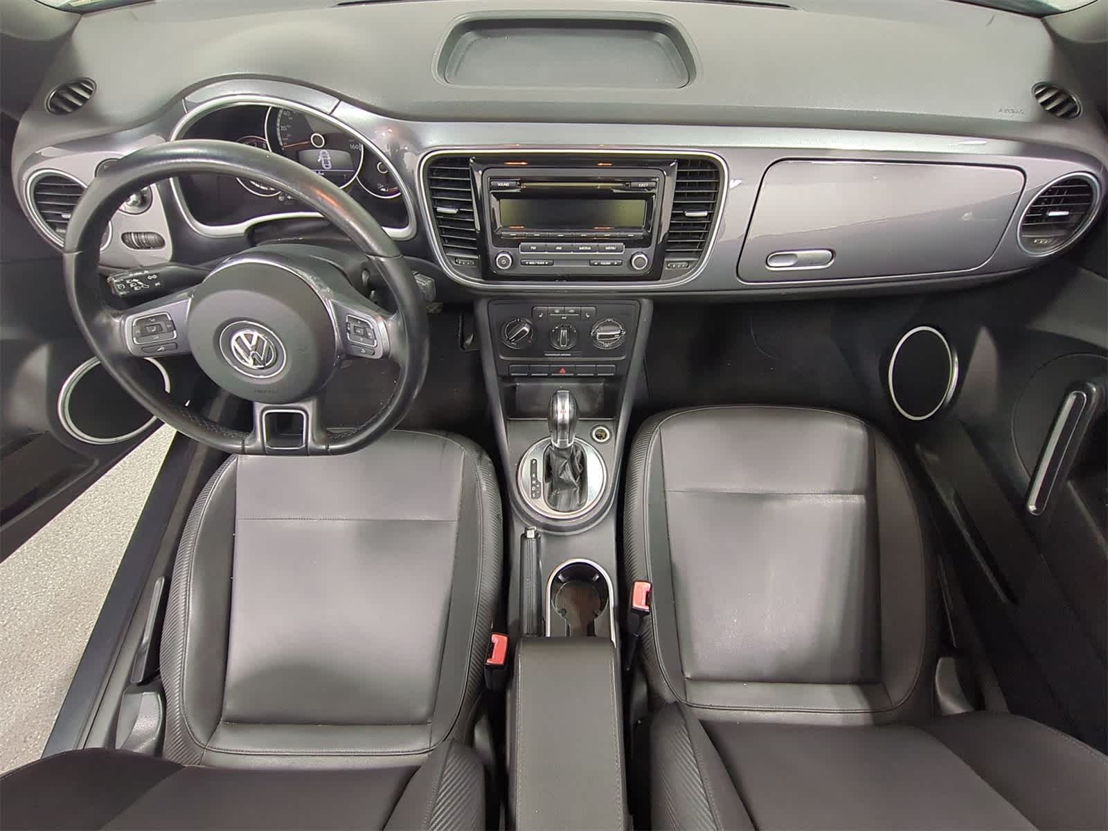 Thumbnail: 2014 Volkswagen Beetle - 23