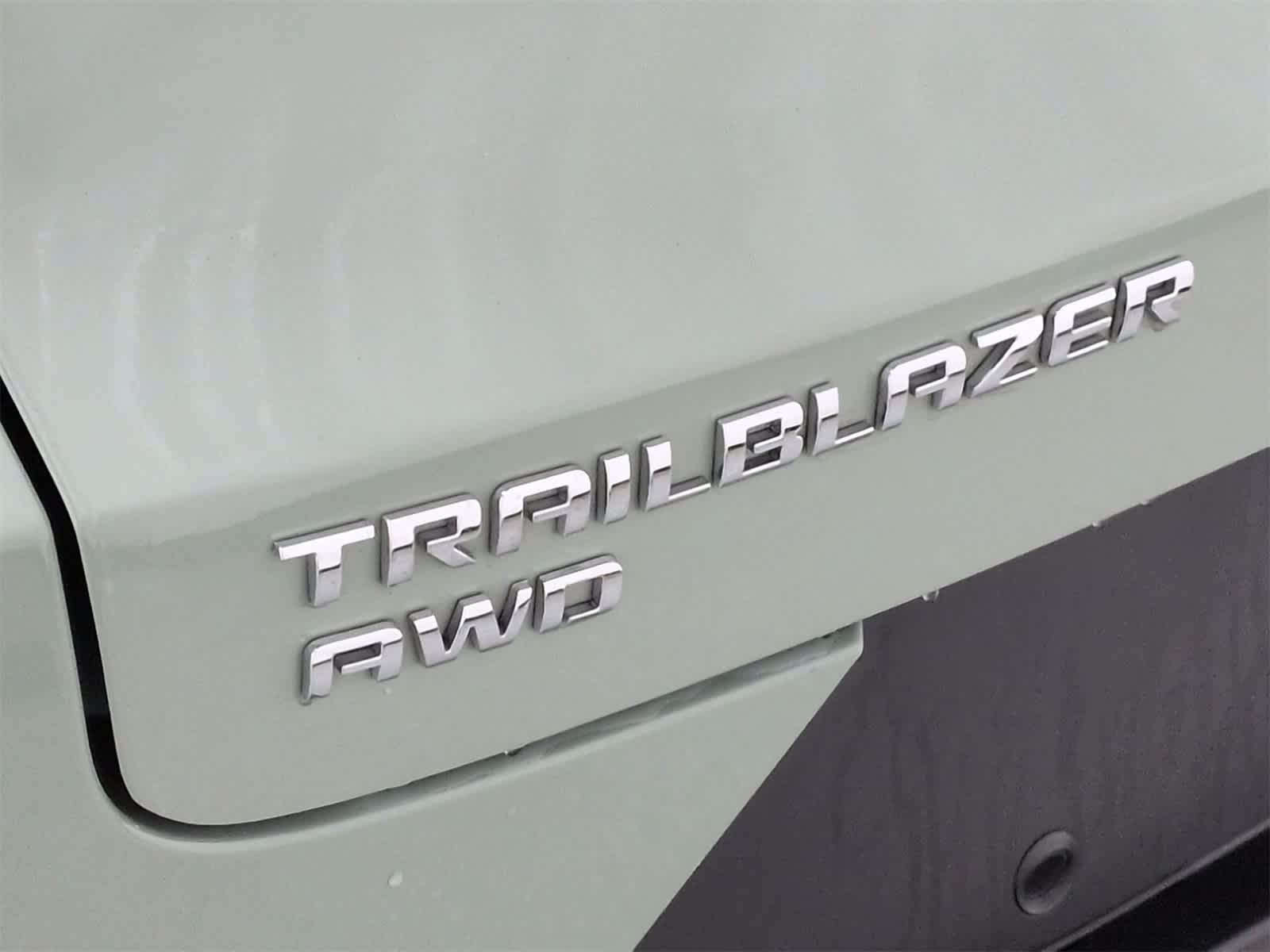 Thumbnail: 2024 Chevrolet TrailBlazer - 13