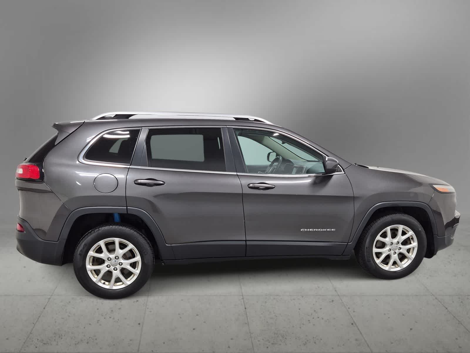 Thumbnail: 2014 Jeep Cherokee - 9