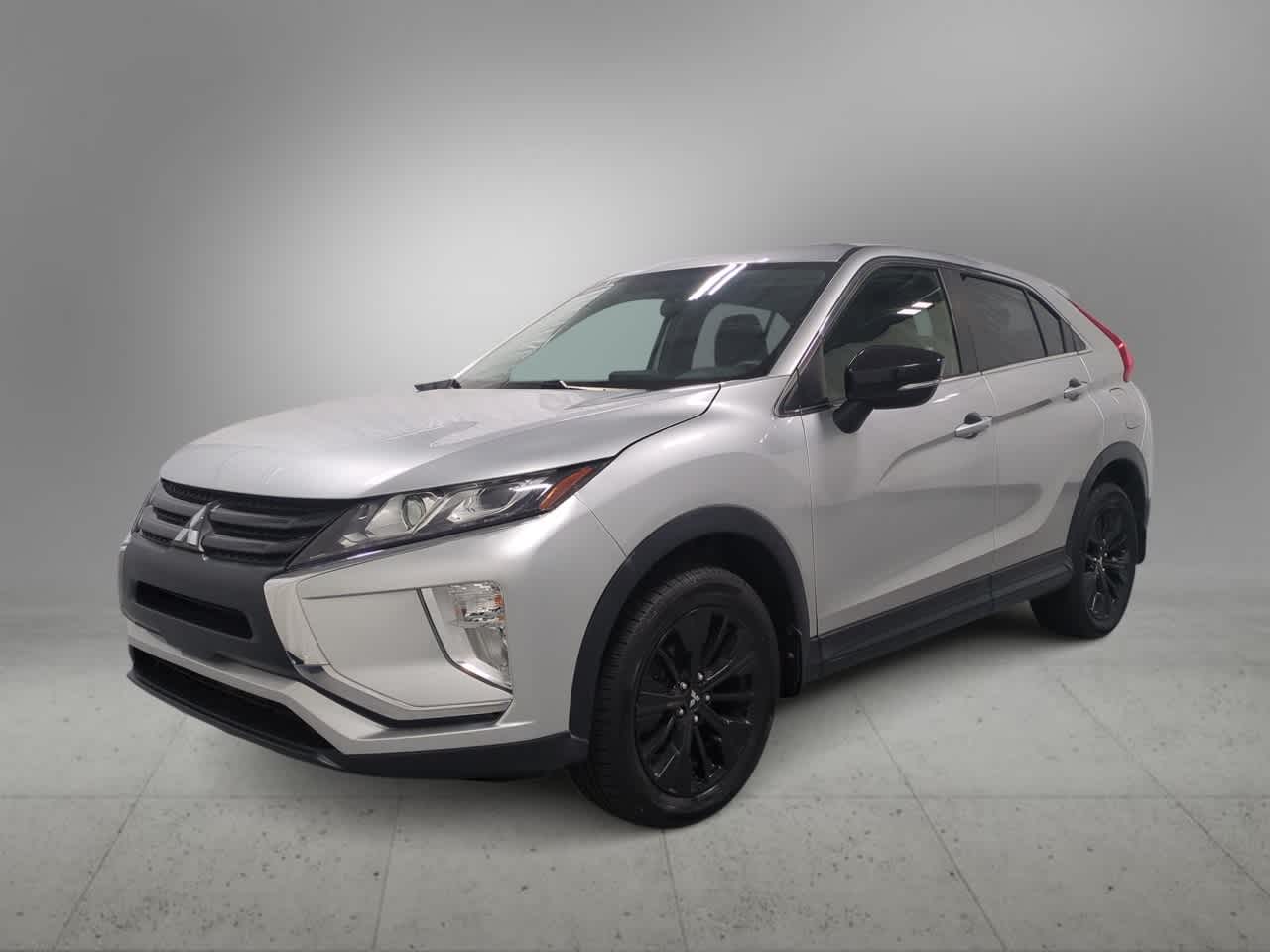 2018 Mitsubishi Eclipse Cross LE photo 4