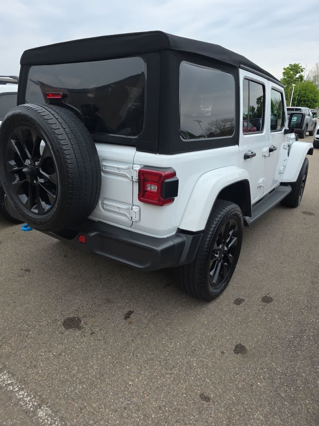 Used 2023 Jeep Wrangler 4xe Sahara SUV