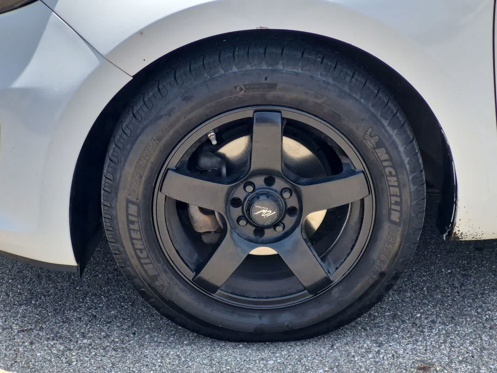 Thumbnail: 2016 Kia Rio - 13