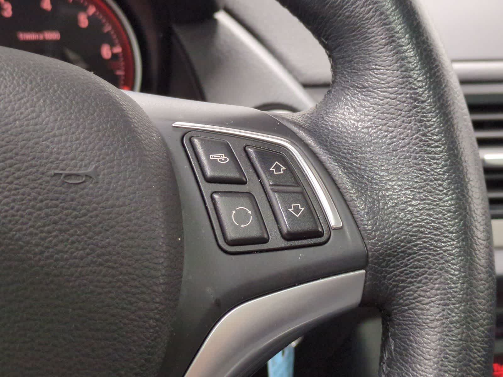 Thumbnail: 2014 BMW X1 - 34