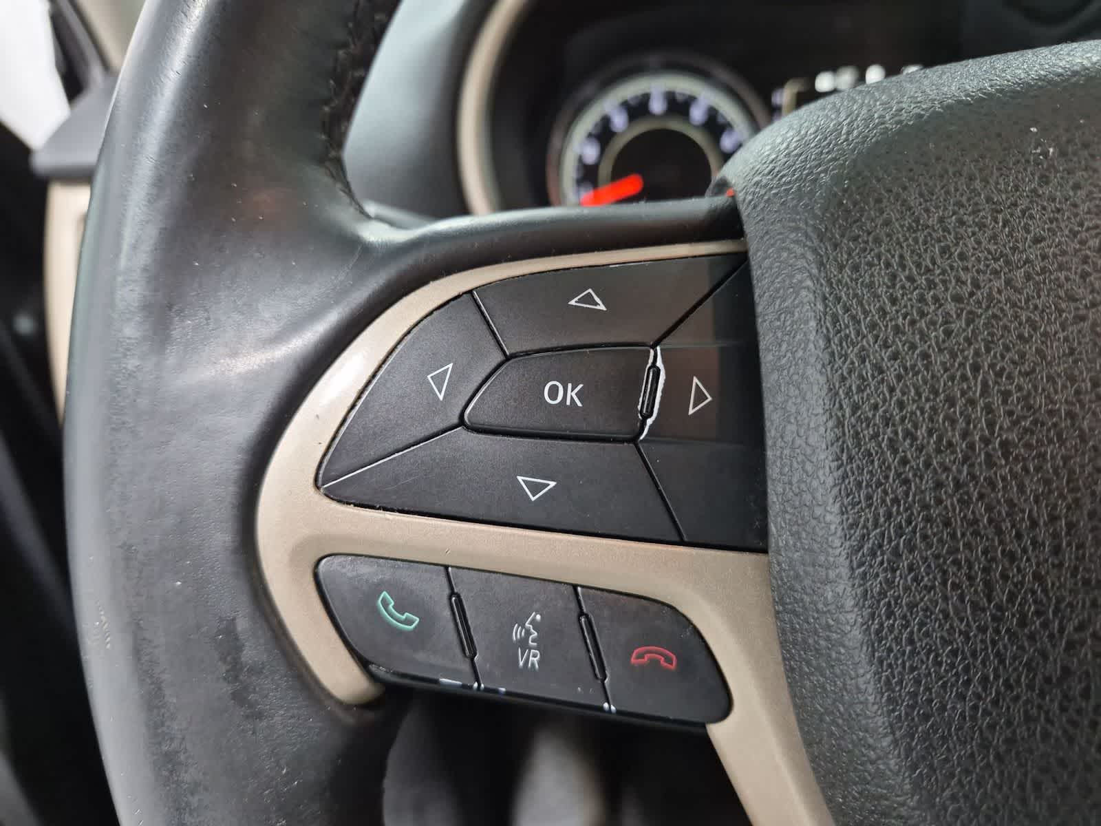 Thumbnail: 2014 Jeep Cherokee - 30