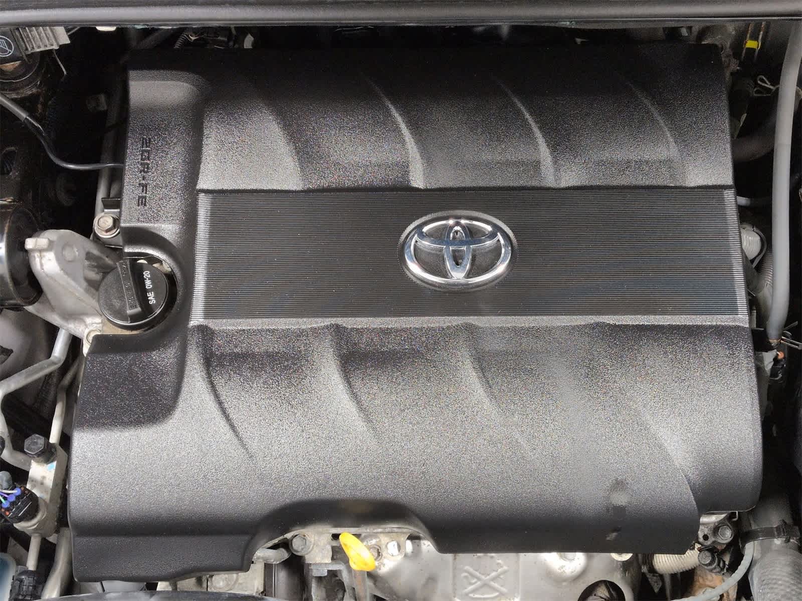 Thumbnail: 2014 Toyota Sienna - 15