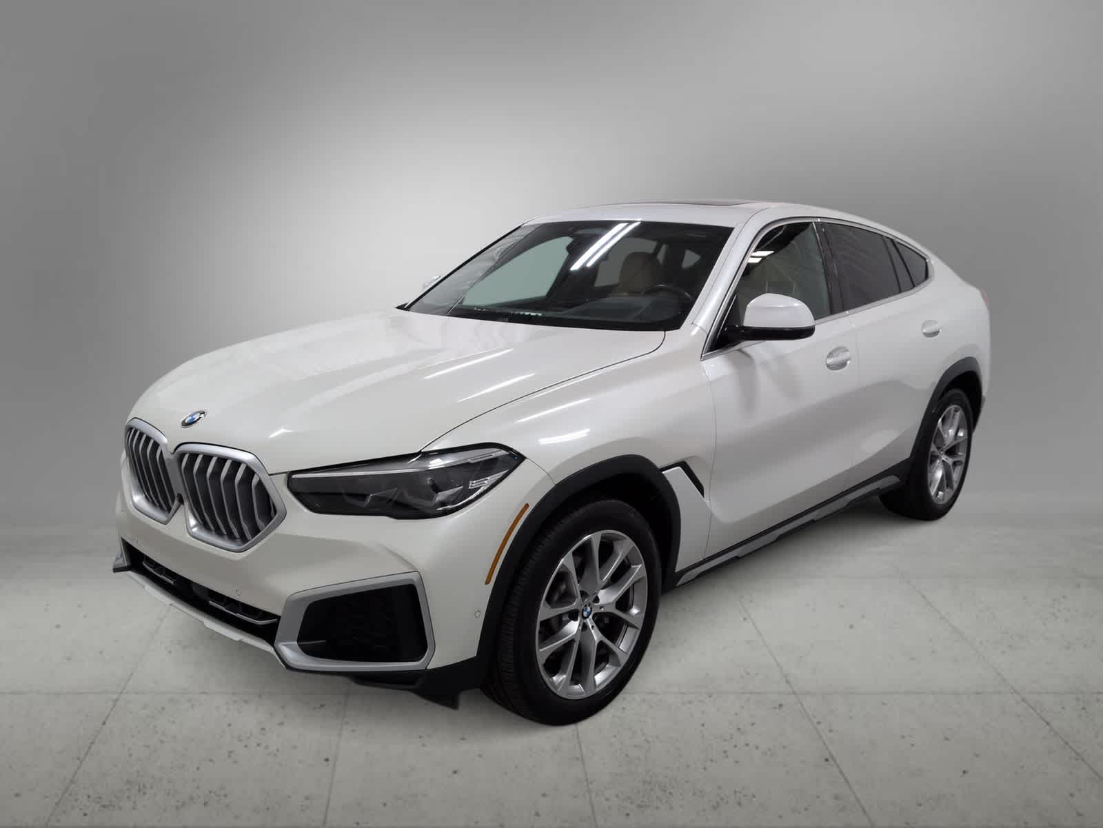 Thumbnail: 2022 BMW X6 - 4
