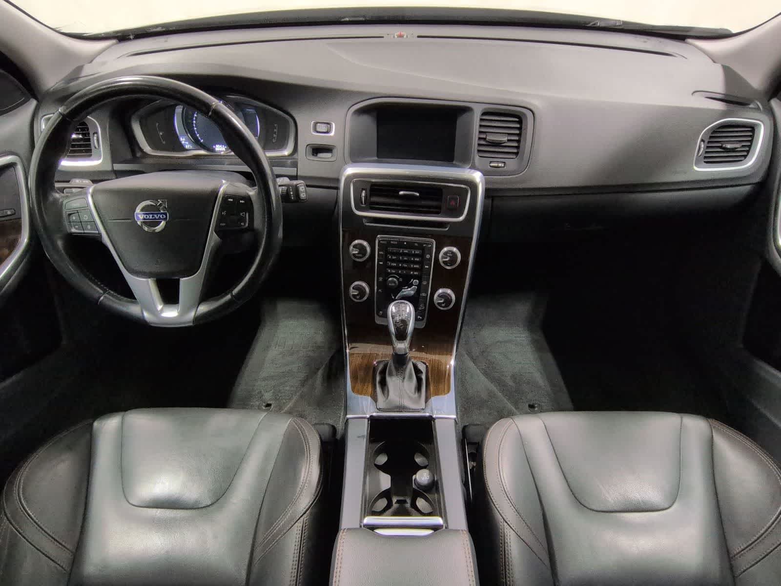 Thumbnail: 2015 Volvo S60 - 16