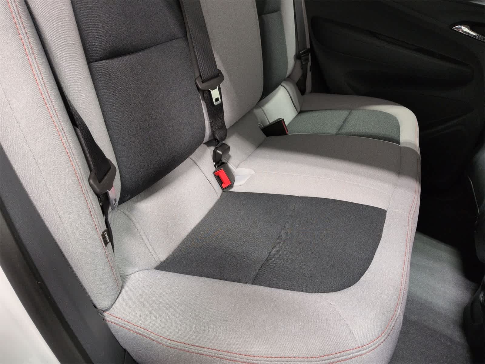 Thumbnail: 2017 Chevrolet Bolt EV - 21