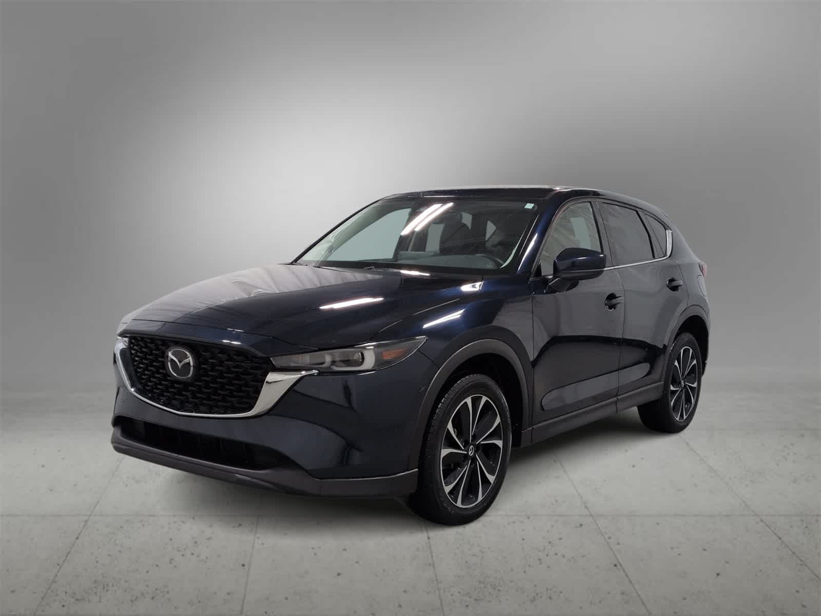 2023 Mazda CX-5 S Premium package's photo