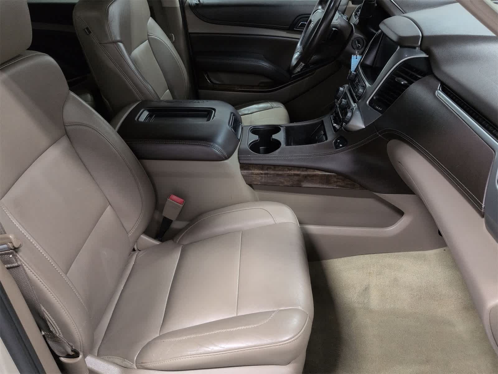 Thumbnail: 2015 Chevrolet Suburban - 22