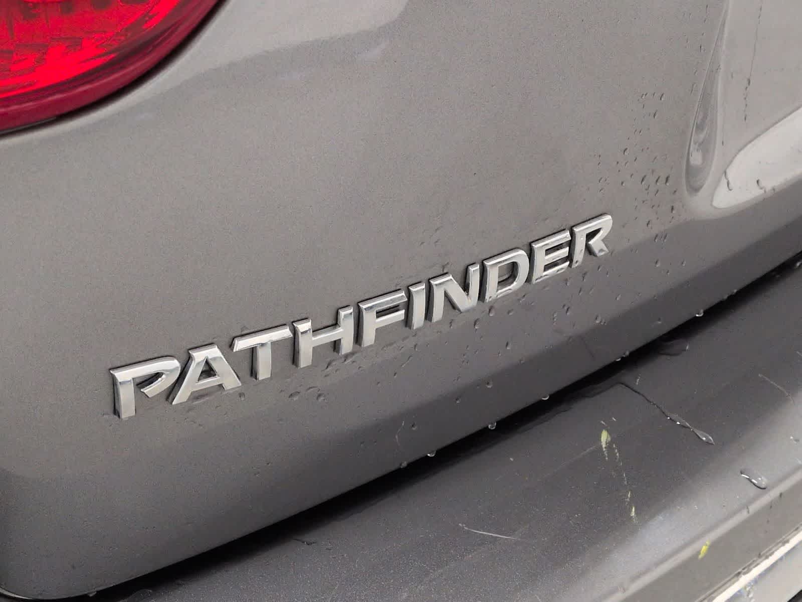 Thumbnail: 2017 Nissan Pathfinder - 13