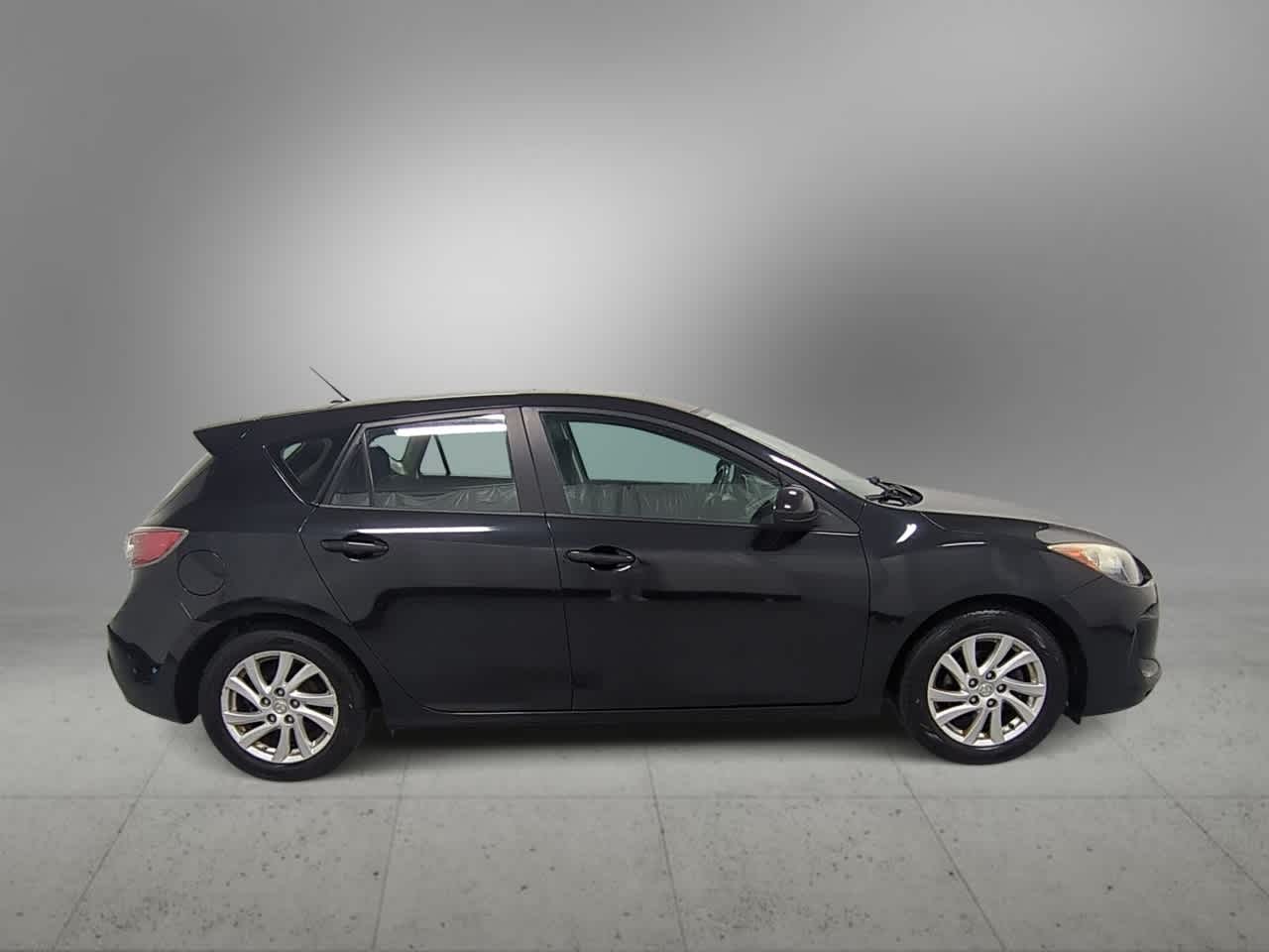 Thumbnail: 2012 Mazda Mazda3 - 9