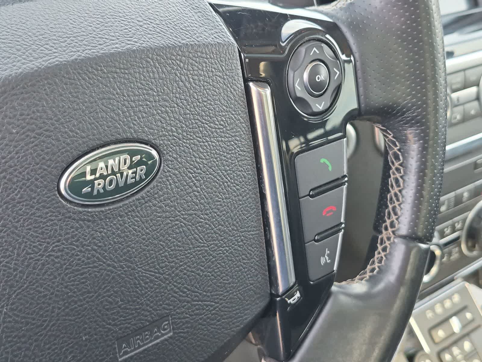 Thumbnail: 2016 Land Rover LR4 - 32