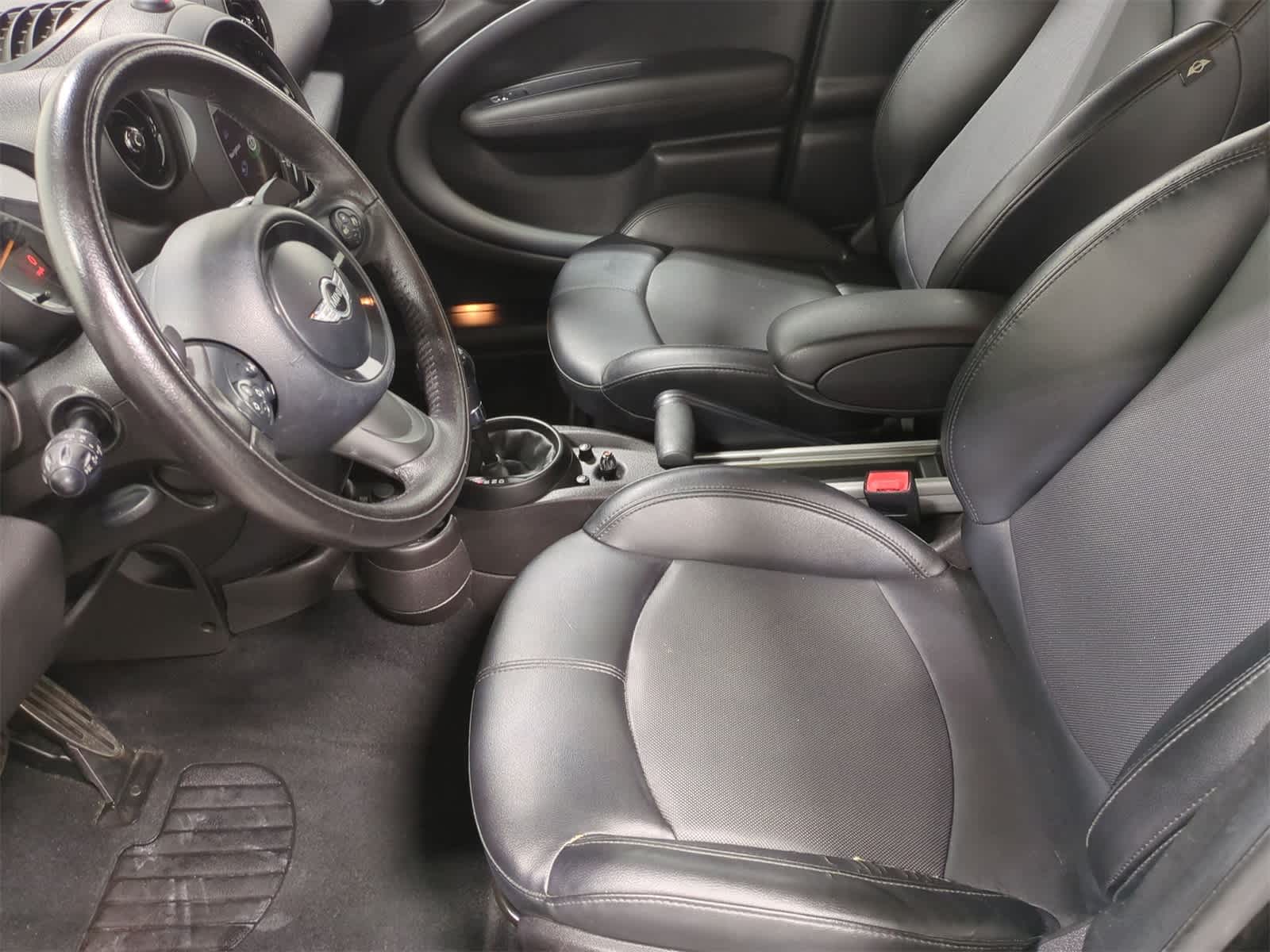 Thumbnail: 2016 MINI Cooper Countryman - 17