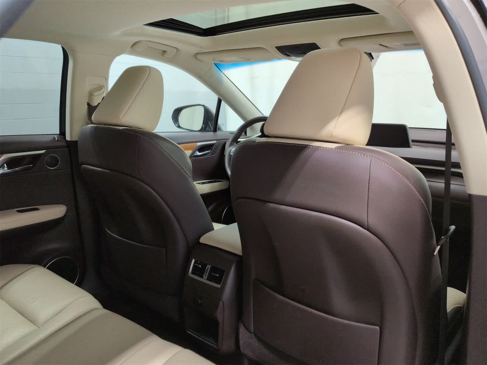 Thumbnail: 2018 Lexus RX - 19