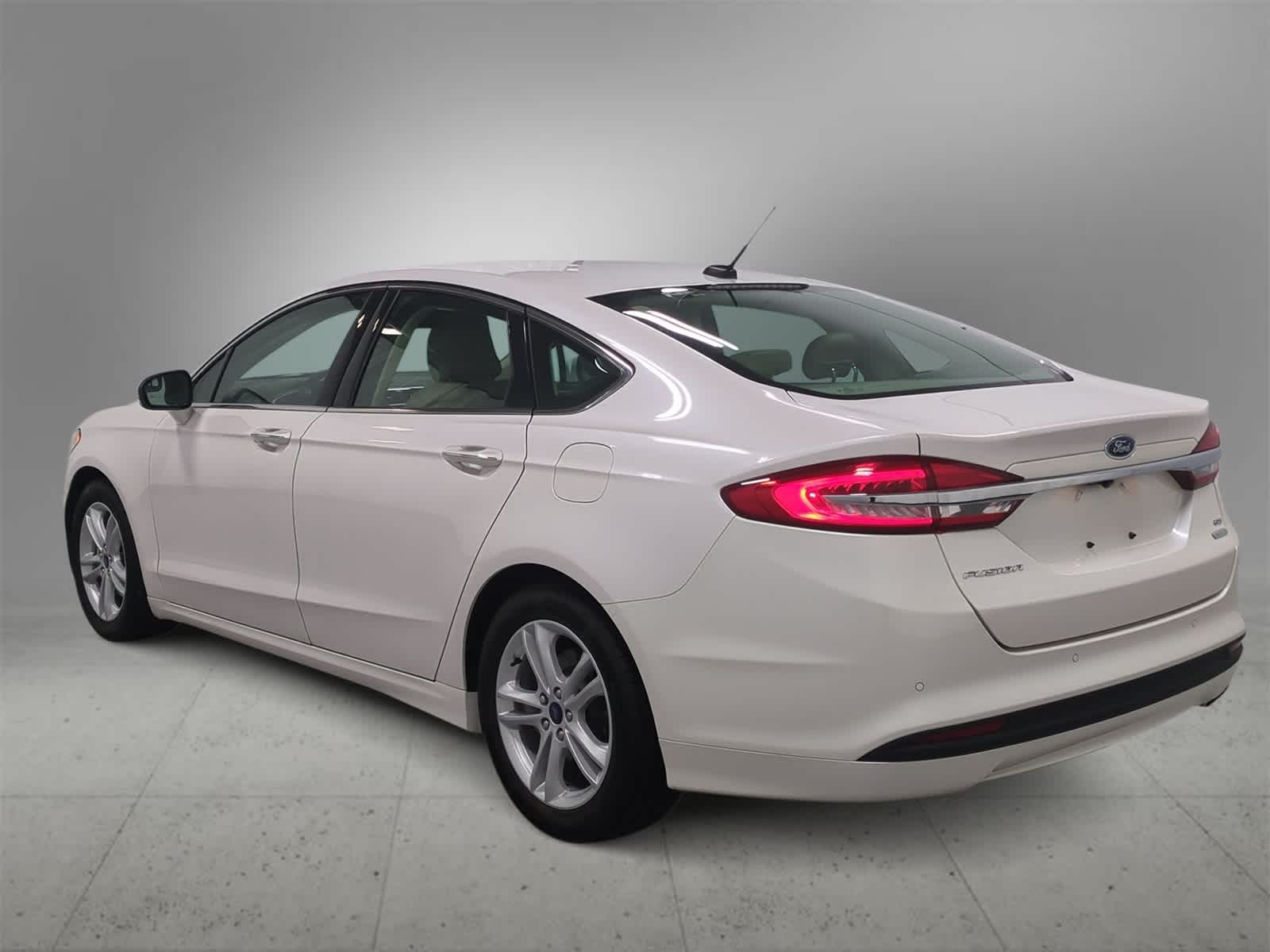 Thumbnail: 2018 Ford Fusion - 6