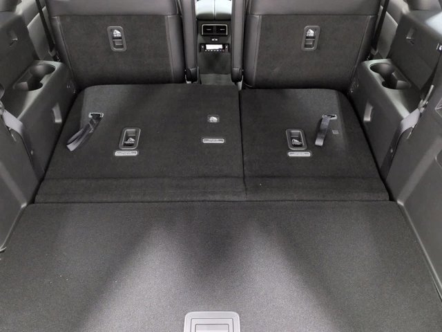 Thumbnail: 2026 Mazda CX-90 - 37