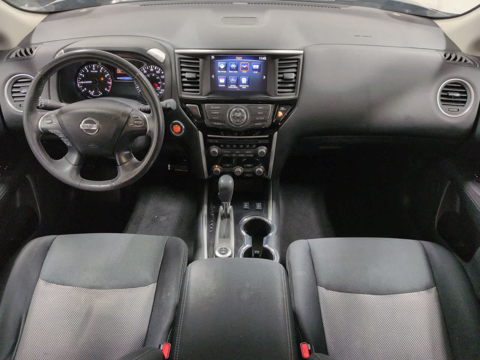 Thumbnail: 2017 Nissan Pathfinder - 16