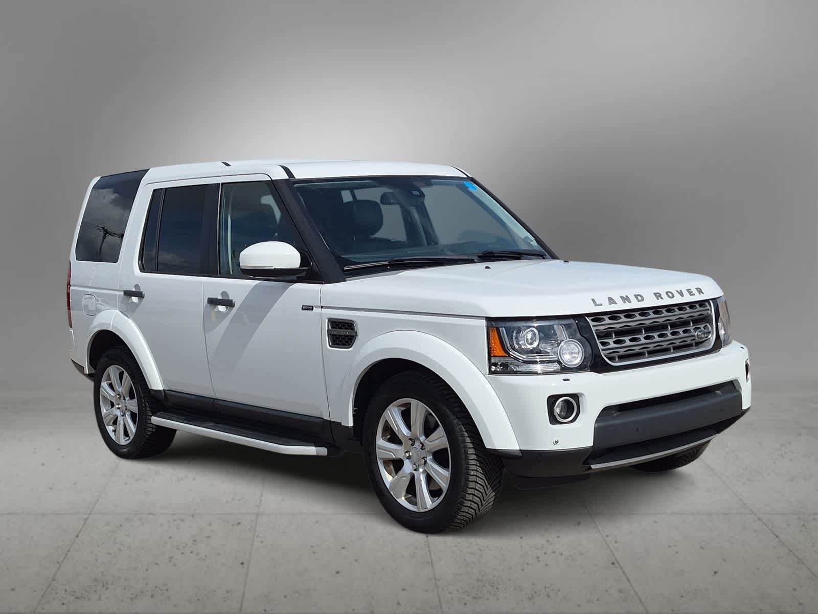 Thumbnail: 2016 Land Rover LR4 - 2